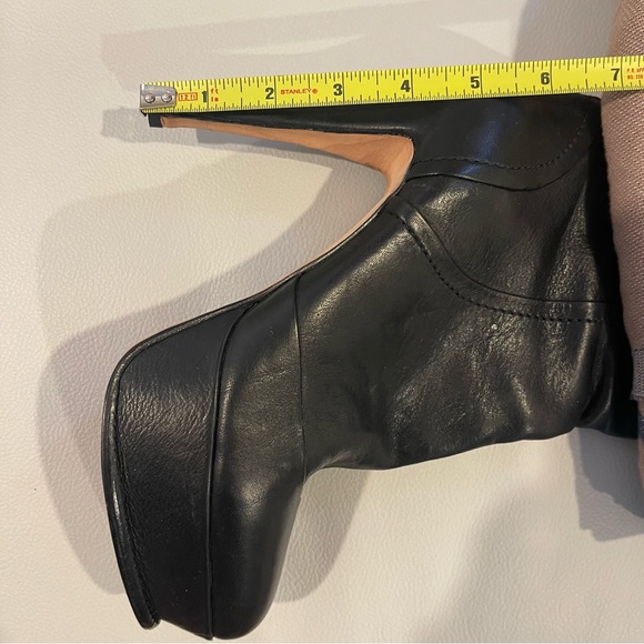 Dolce Vita Back Zipper High Heel Boots - Picture 2 of 16